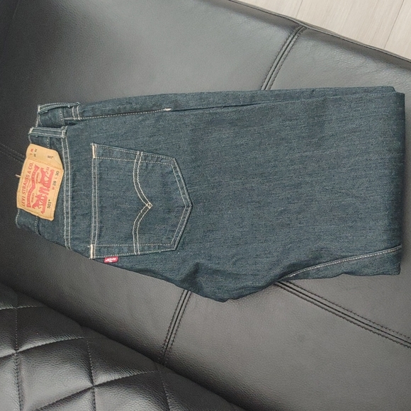 🔥LEVI STRAUSS & CO🔥 - Picture 3 of 4